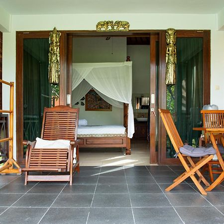 Retreat Villa Toraja Baturinggit Кубу Экстерьер фото